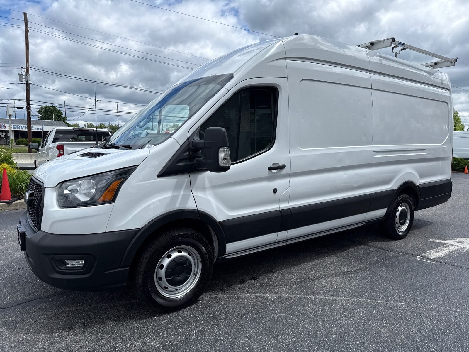 2021 Ford Transit Cargo Van photo 2