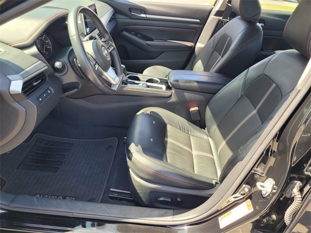 2023 Nissan Altima 2.5 SR photo 5