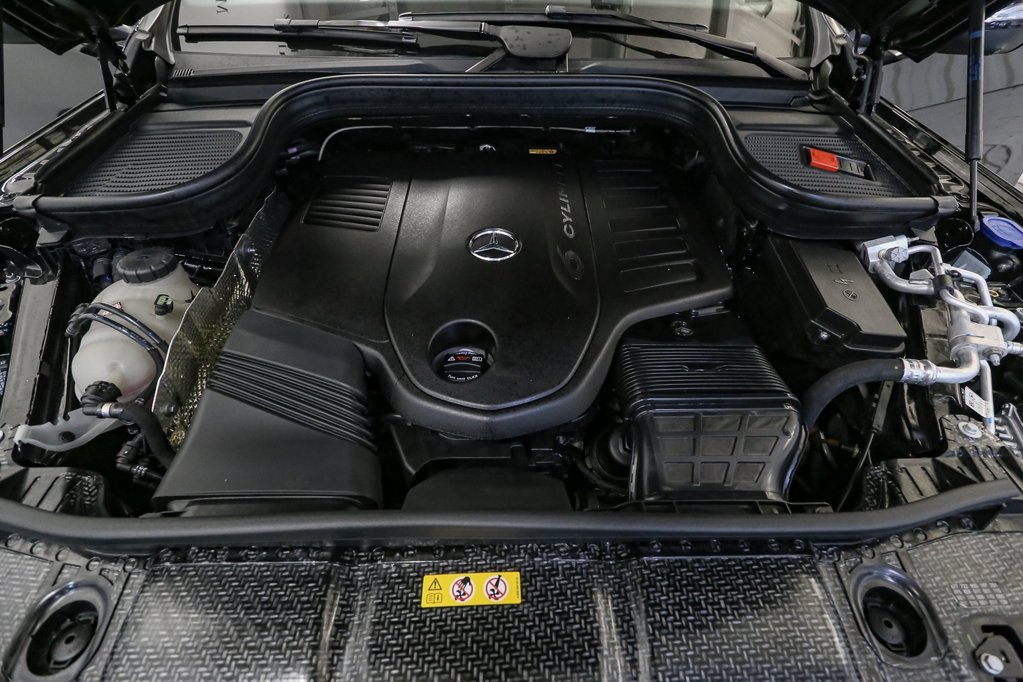 2025 Mercedes Benz GLS 450 4MATIC photo 13