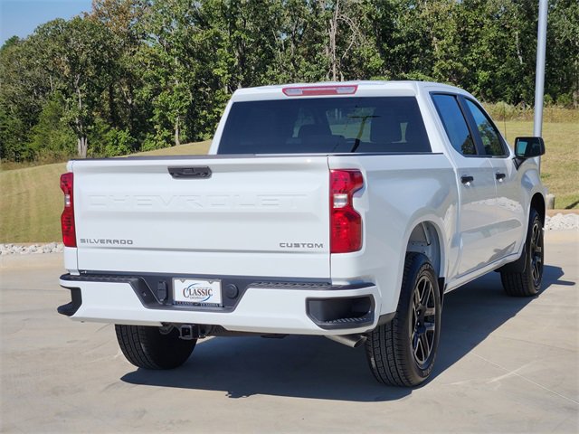 2026 Chevrolet Silverado 1500 Custom photo 4