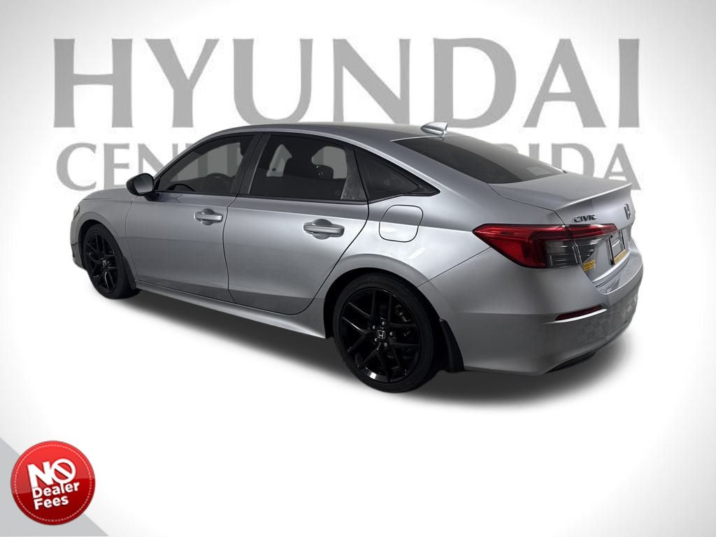 2022 Honda Civic Sport photo 2