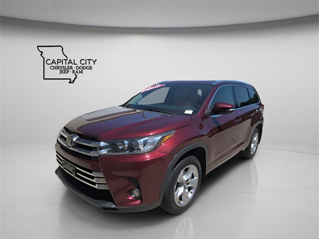2017 Toyota Highlander Limited photo 3