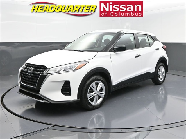 2025 Nissan KICKS PLAY Base's photo