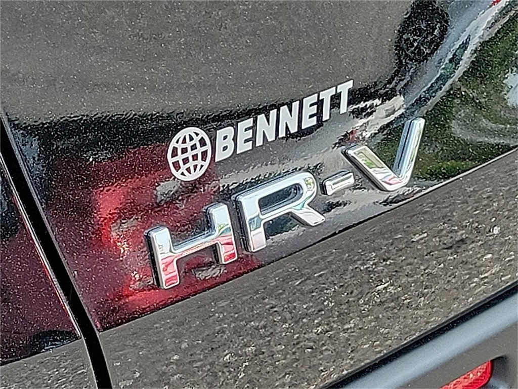 2025 Honda HR-V LX photo 5