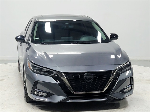 2023 Nissan Sentra SR photo 2