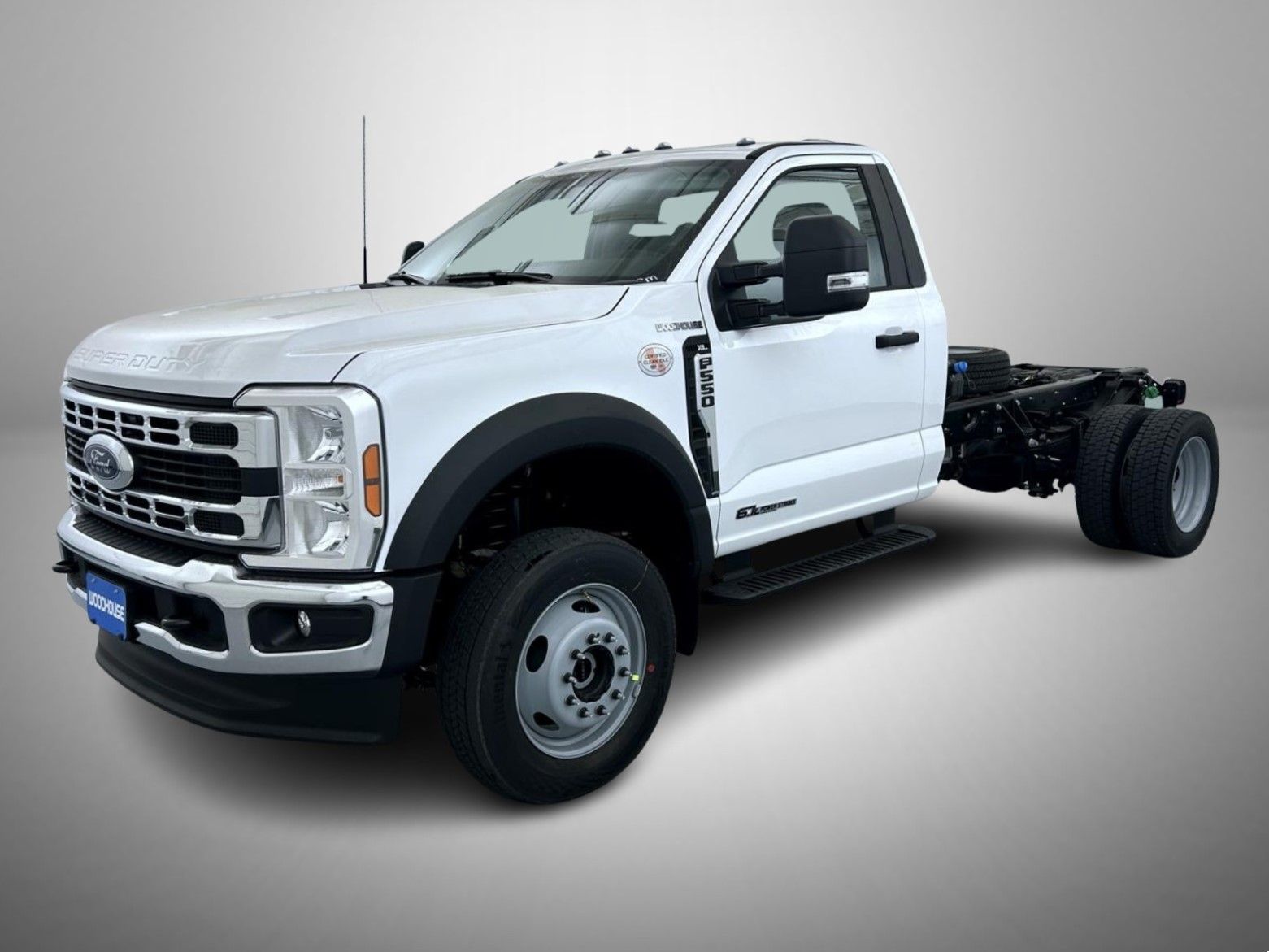 2026 Ford F-550 Super Duty Chassis Cab XL's photo