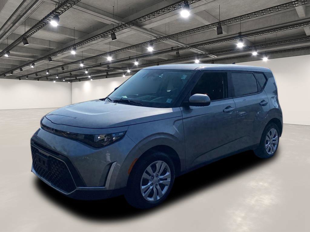 2023 Kia Soul LX photo 3