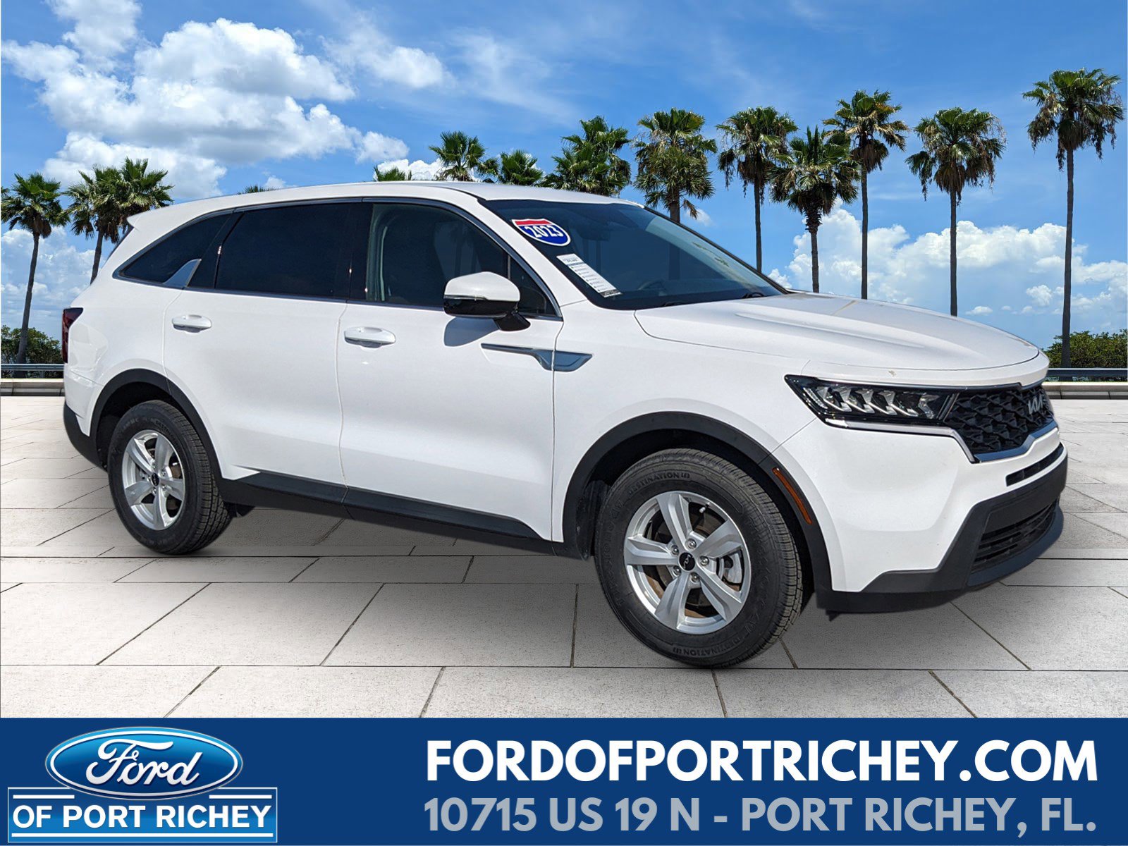 2023 Kia Sorento LX's photo