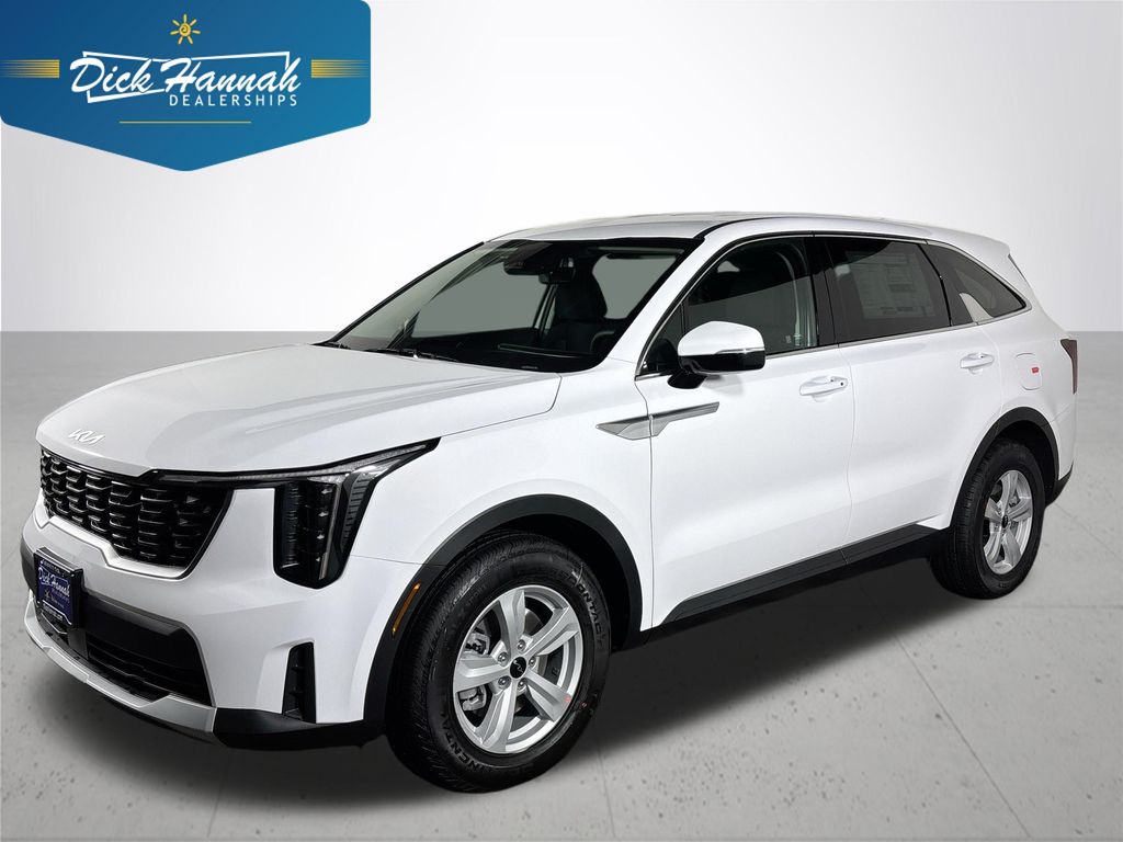 2026 Kia Sorento LX's photo