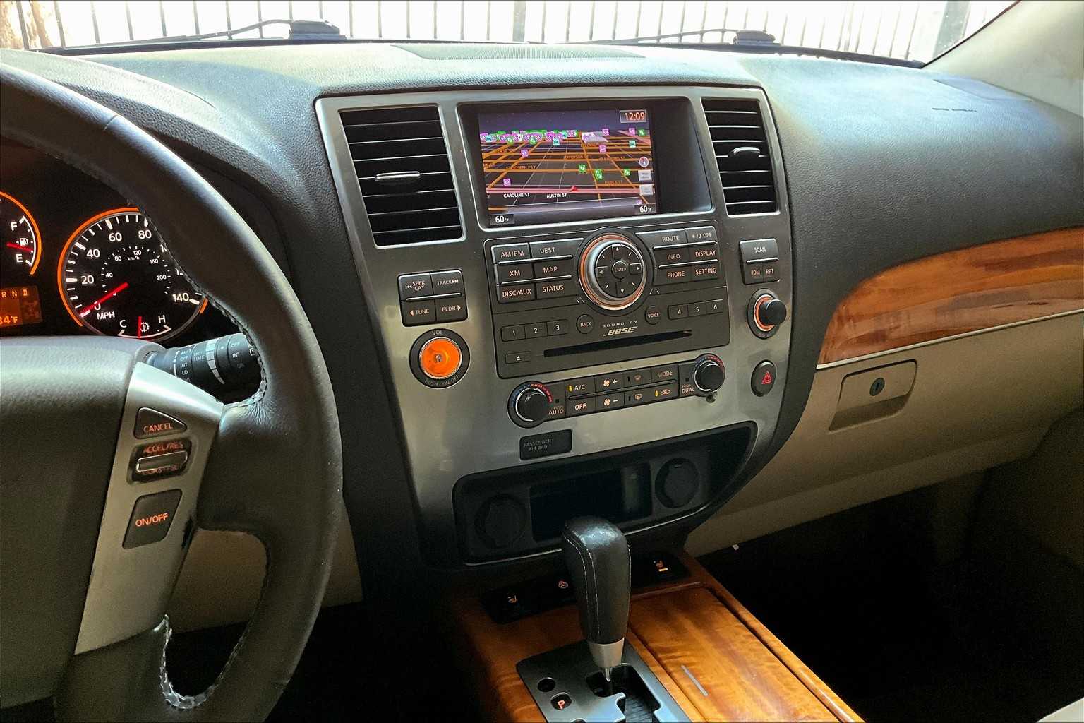 2014 Nissan Armada Platinum photo 5
