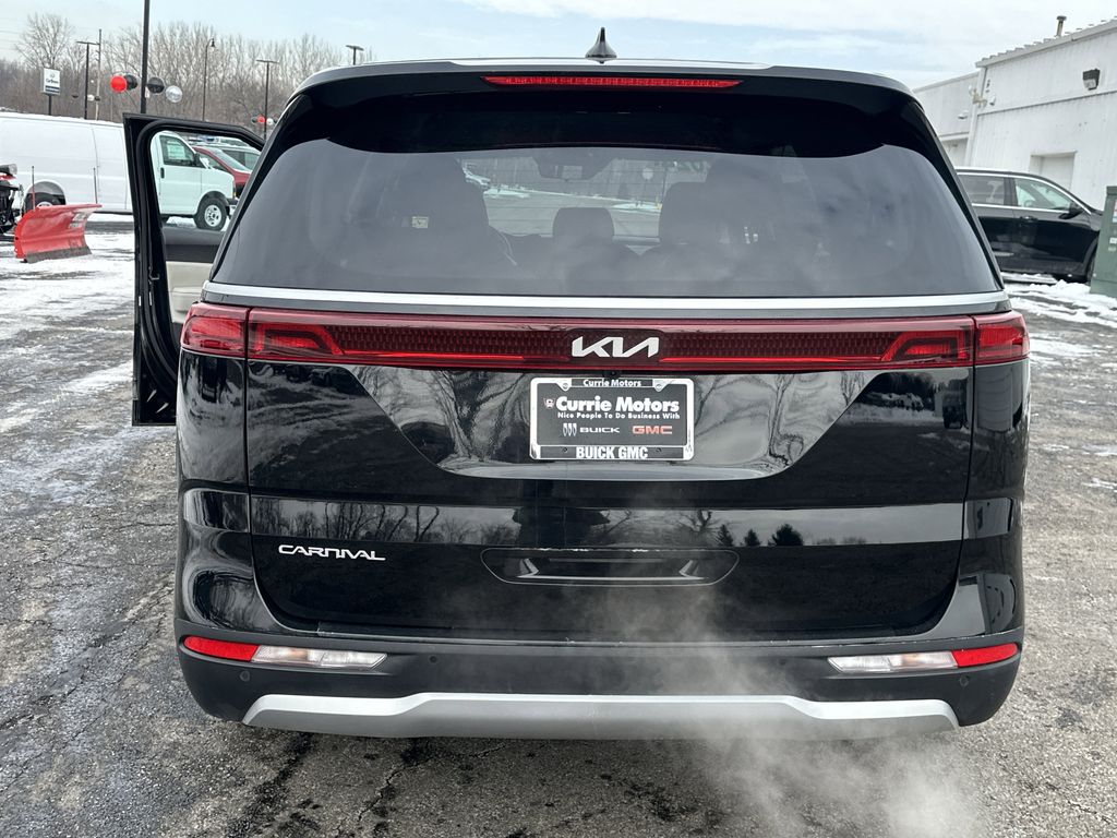2024 KIA CARNIVAL - Image 24