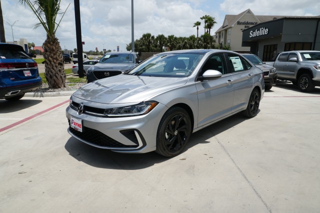 2025 Volkswagen Jetta SE's photo