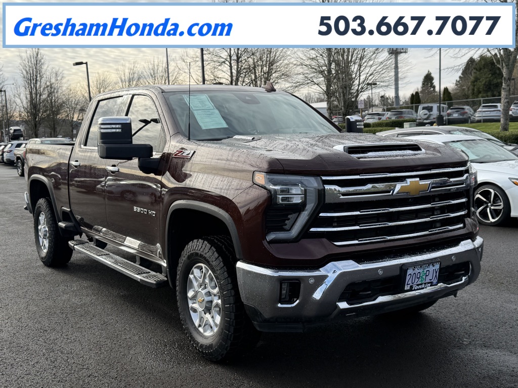 2024 Chevrolet Silverado HD LTZ's photo