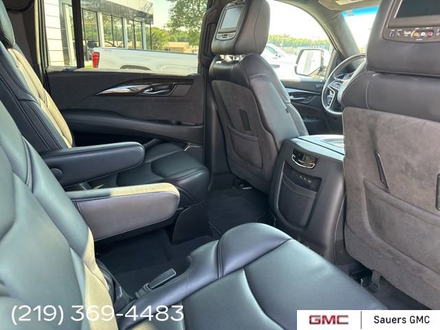 2019 Cadillac Escalade ESV Platinum photo 31