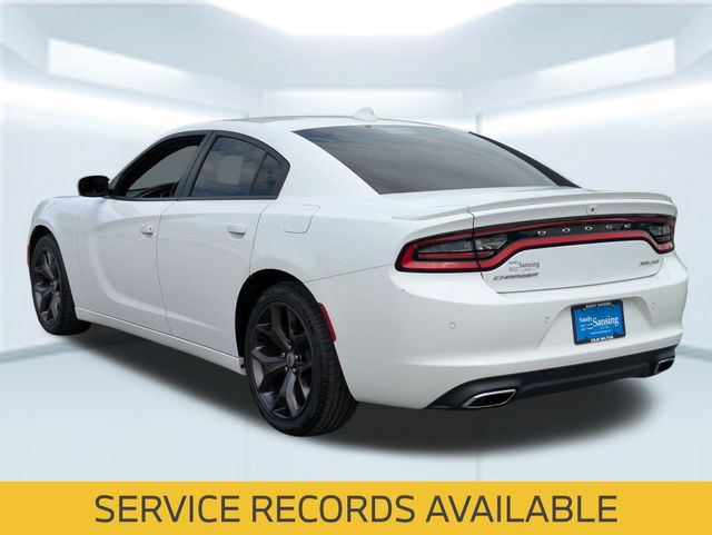 2017 Dodge Charger SXT photo 3