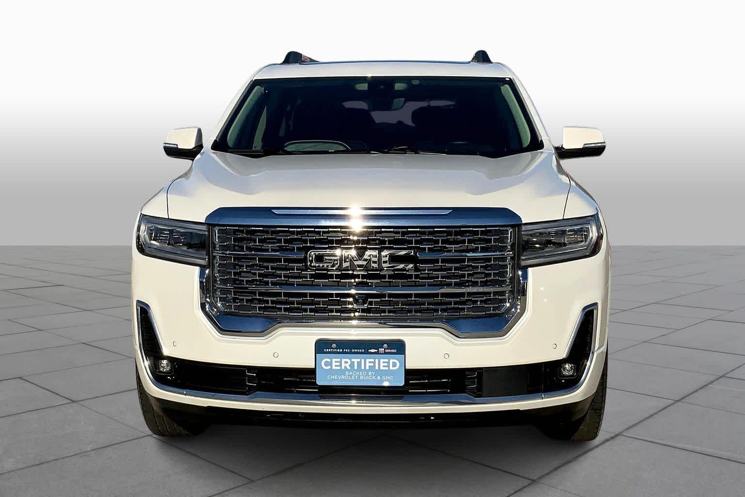 2023 Gmc Acadia Denali photo 3