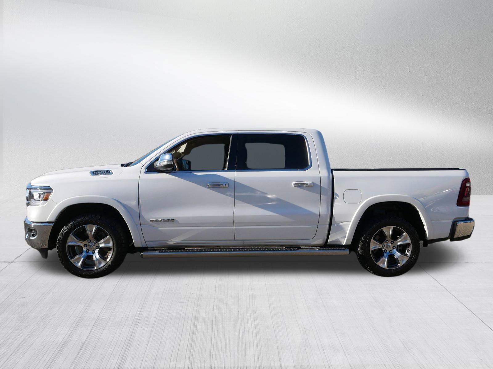 2019 Ram 1500 Laramie photo 4