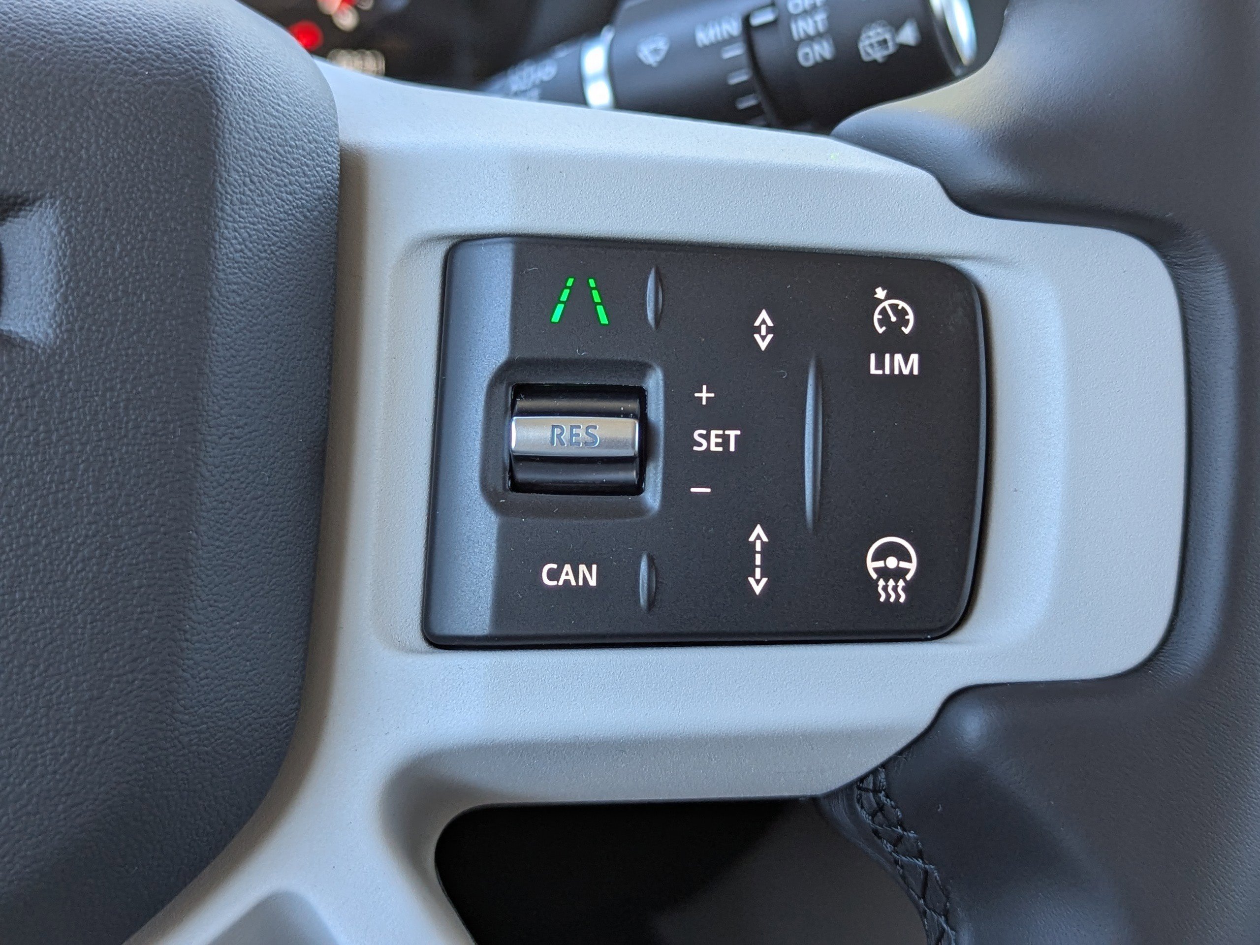 2026 Land Rover Defender 110 S photo 24