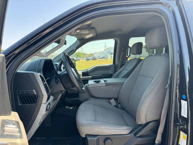 2019 Ford F-150 XLT photo 2
