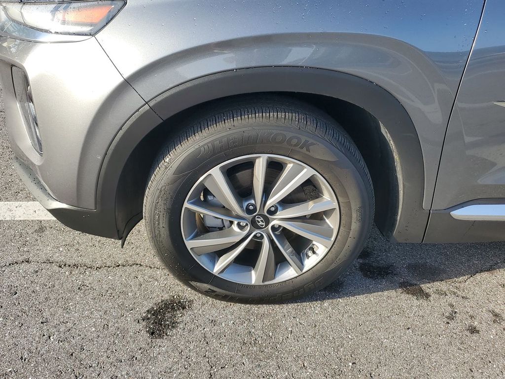 2019 Hyundai Santa Fe SEL Plus photo 14