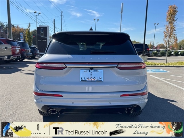 2025 Lincoln Corsair Premiere photo 3