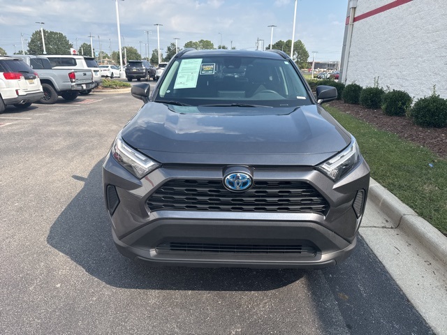 2024 Toyota RAV4 Hybrid LE photo 9