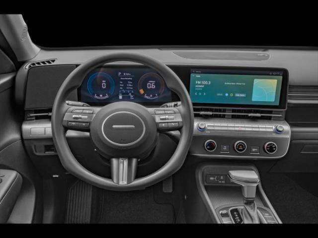 2026 Hyundai Kona SE photo 4