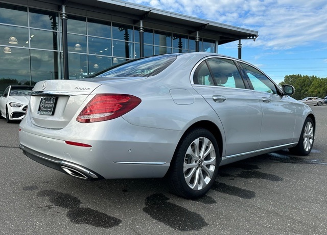 2019 Mercedes Benz E 300 4MATIC photo 6
