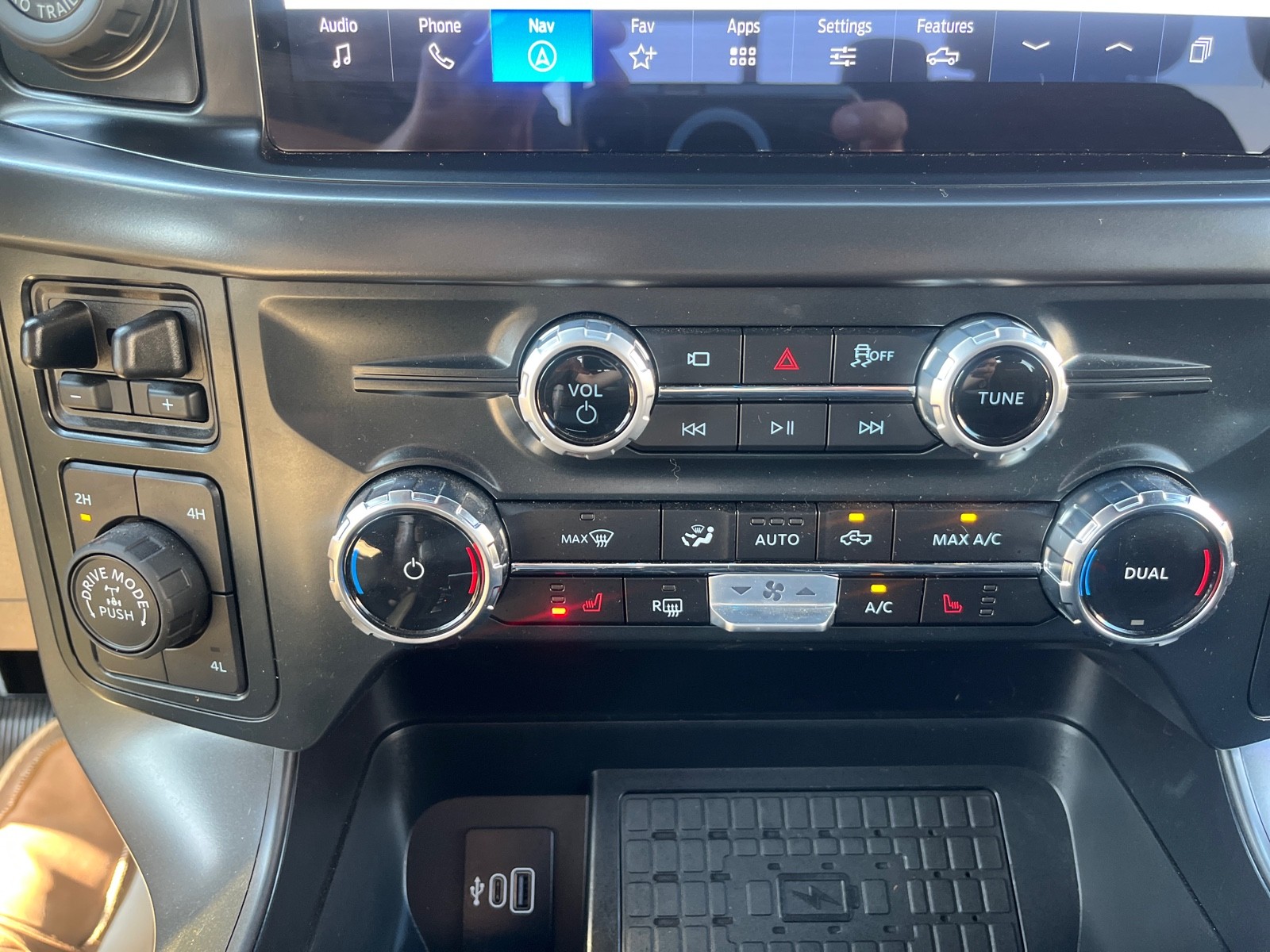 2025 Ford F-150 Tremor photo 25