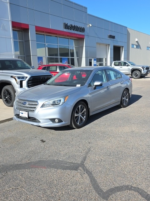 2016 Subaru Legacy 2.5i Limited's photo