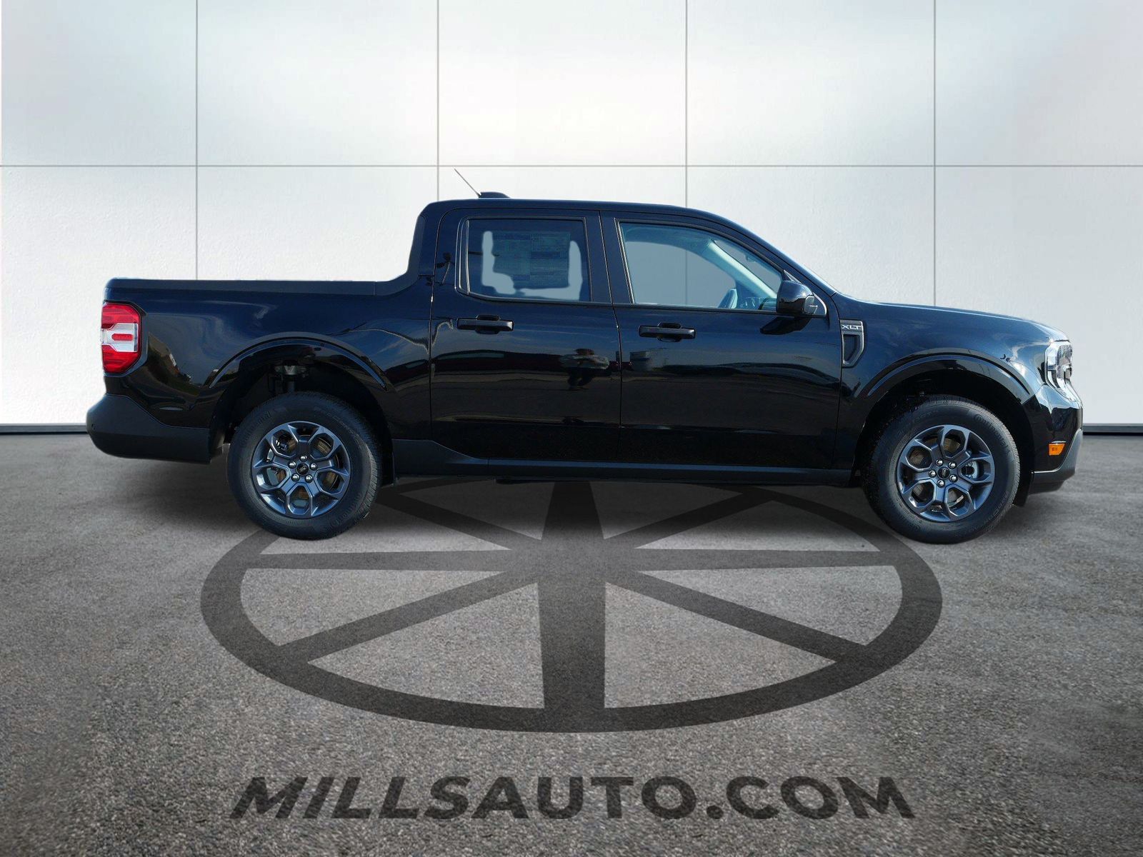 2025 Ford Maverick XLT photo 3