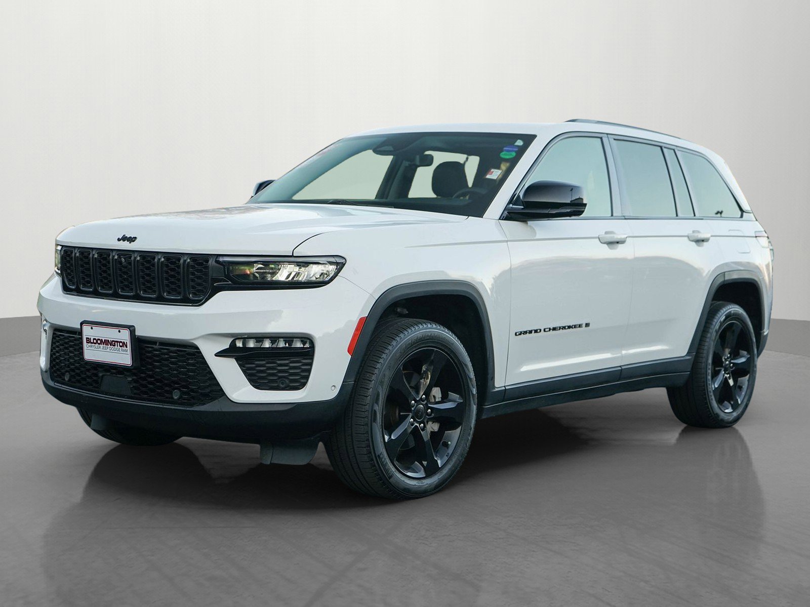 2023 Jeep Grand Cherokee Limited photo 3