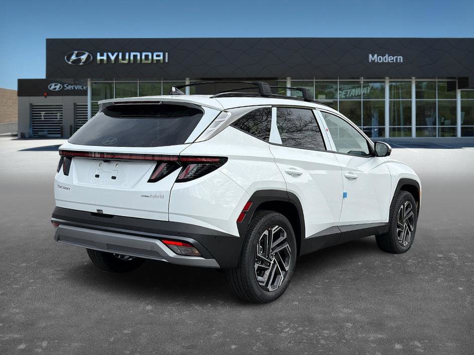 2026 Hyundai Tucson Hybrid Limited photo 3