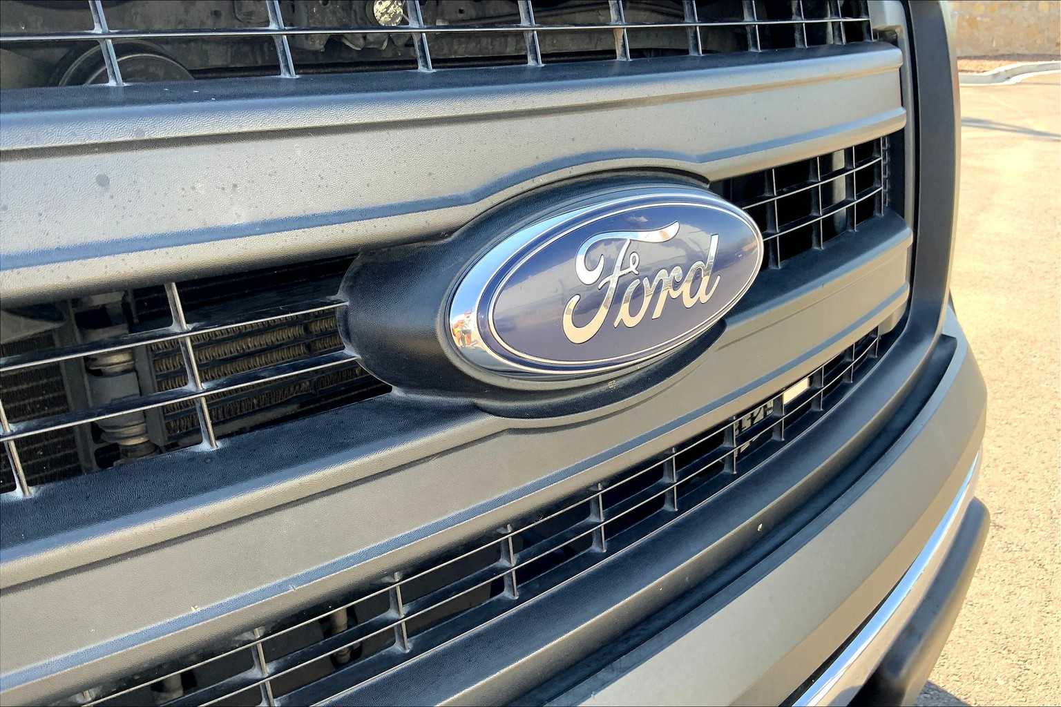 2014 Ford F-150 XL photo 26