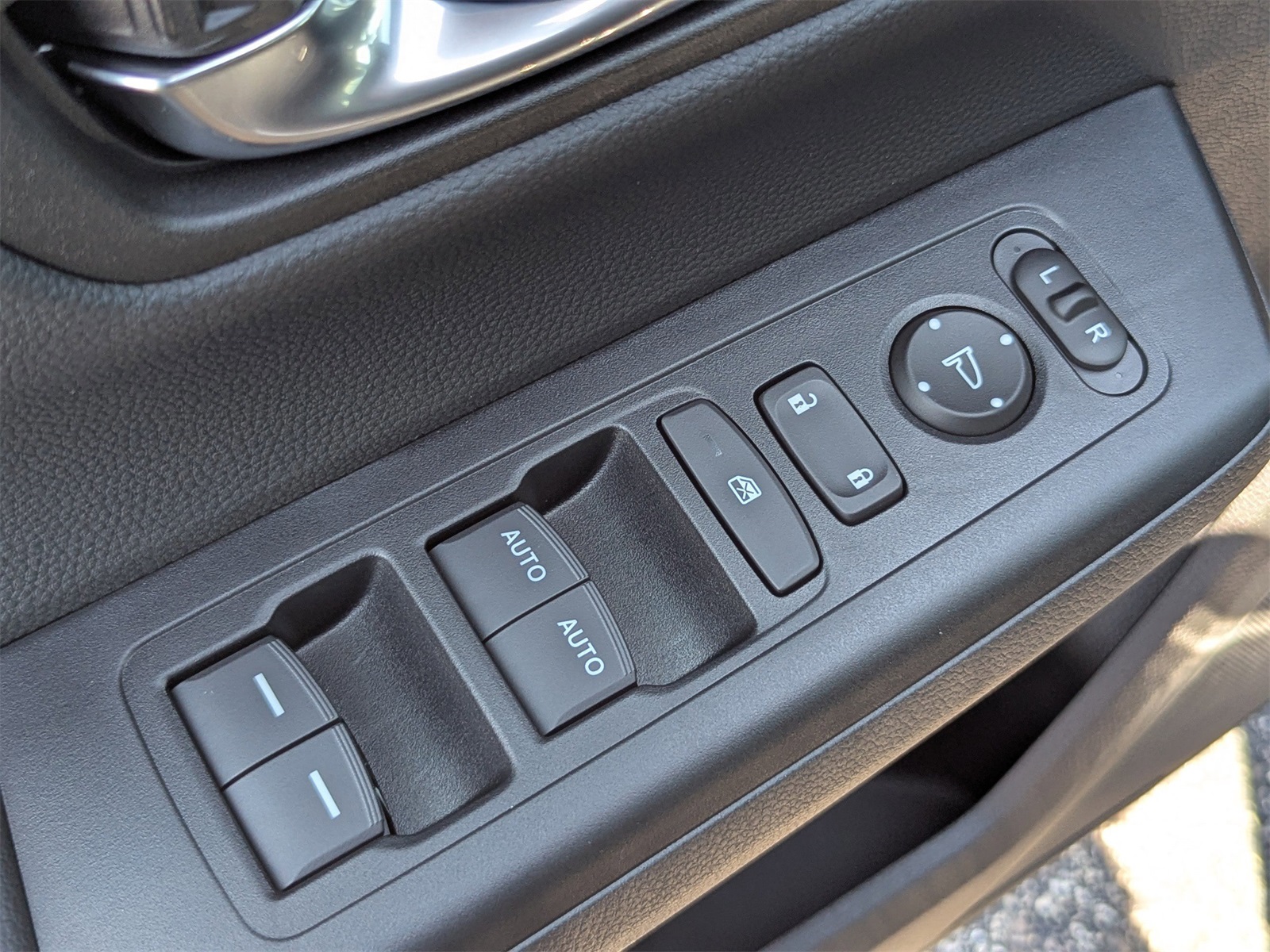 2026 Honda CR-V Hybrid photo 12