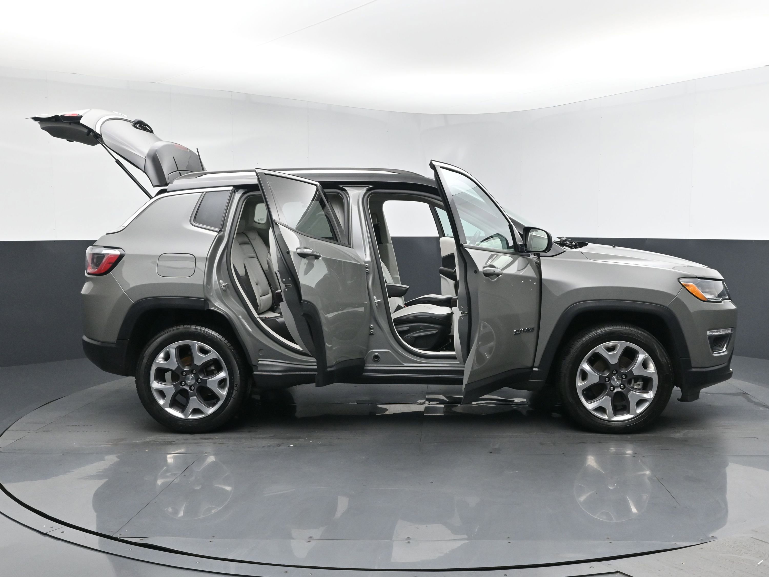 2019 Jeep Compass Limited photo 27