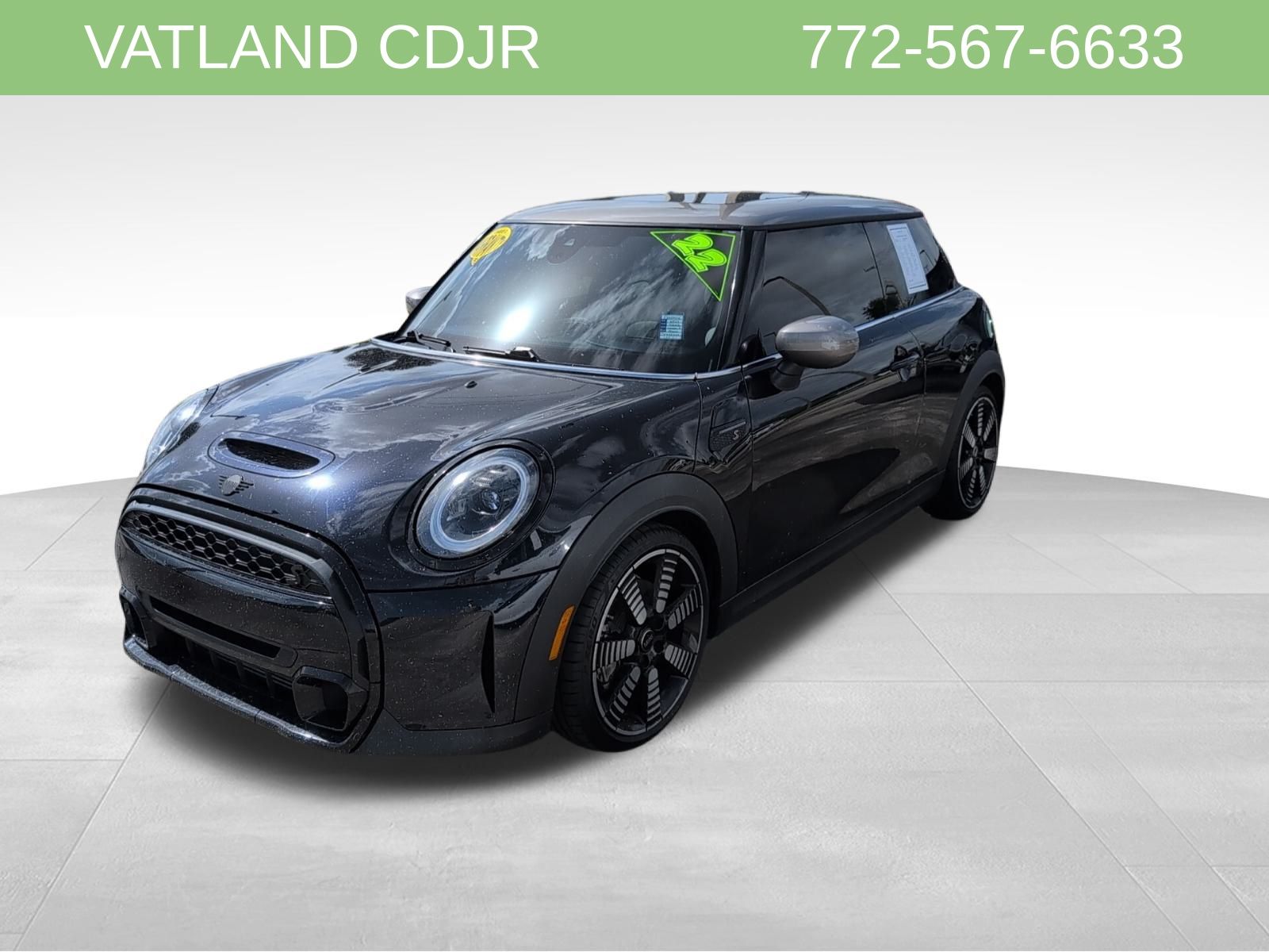 2022 Mini Cooper S Iconic photo 2