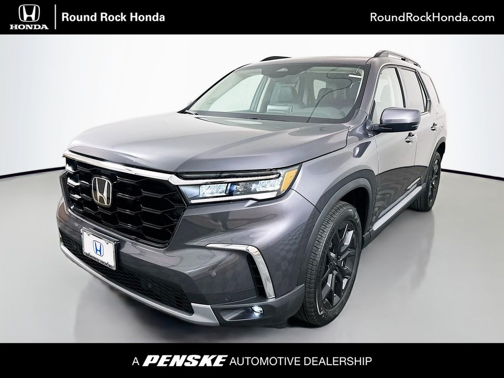 2025 Honda Pilot Touring's photo
