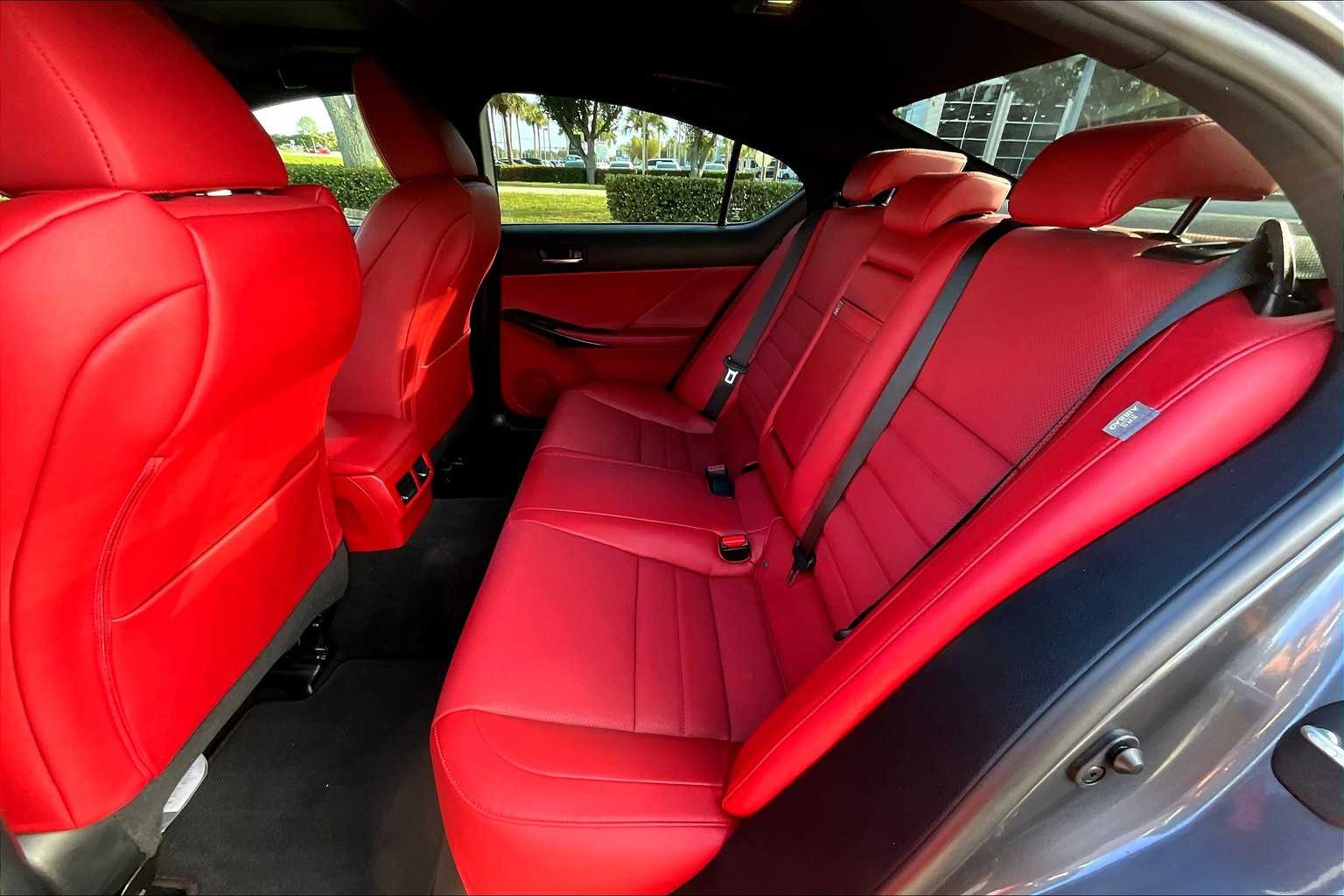 2023 Lexus IS F SPORT photo 19