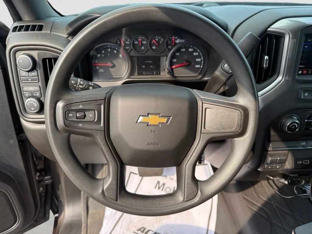 2021 Chevrolet Silverado 2500HD Custom photo 11