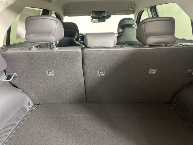2025 Kia Niro EX photo 17