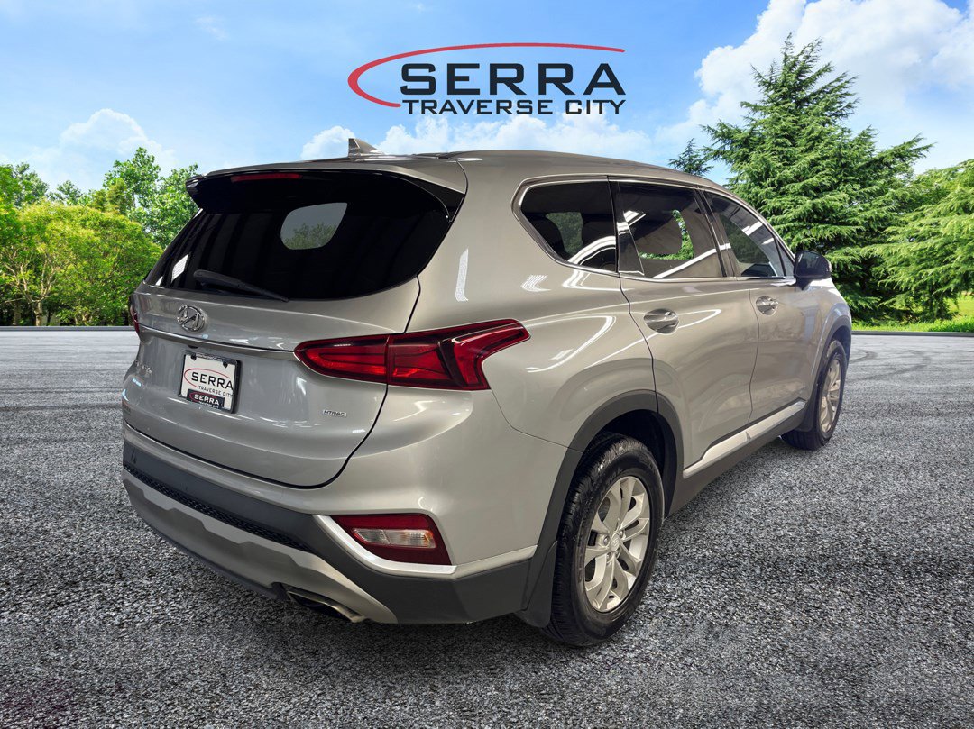 2020 Hyundai Santa Fe SEL photo 2
