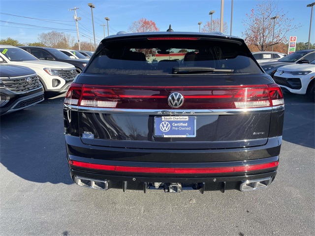 2025 Volkswagen Atlas Cross Sport SEL Premium R-Line photo 3