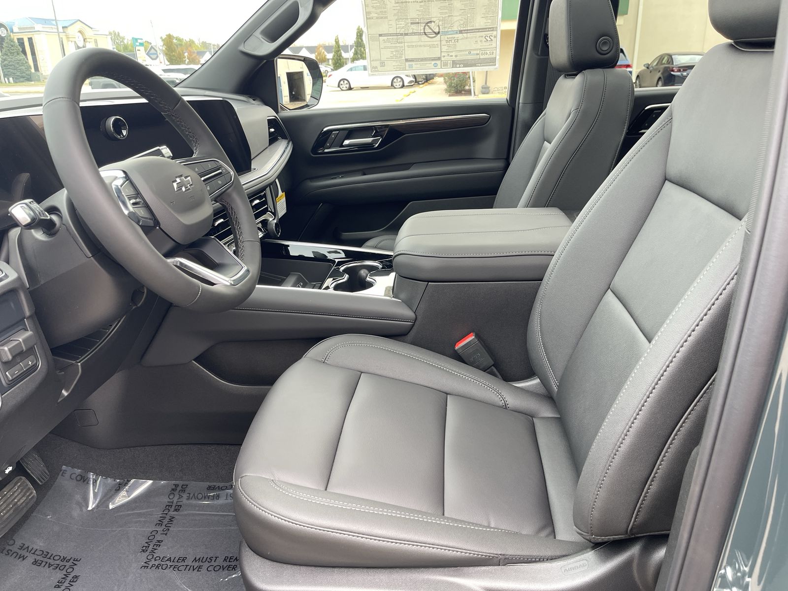 2026 Chevrolet Suburban Z71 photo 3