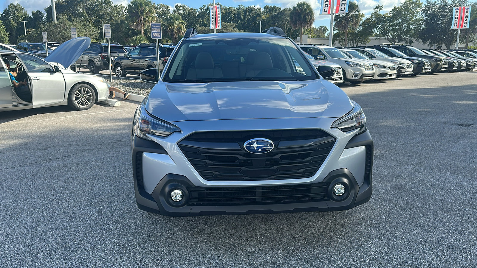 2025 Subaru Outback Premium photo 2