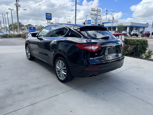 2018 Maserati Levante photo 3