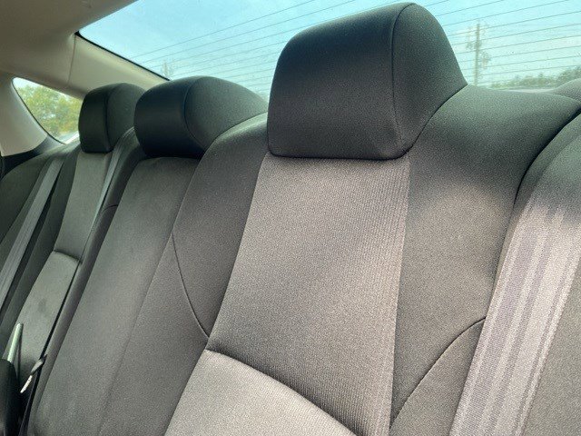 2021 Honda Accord LX 1.5T photo 8