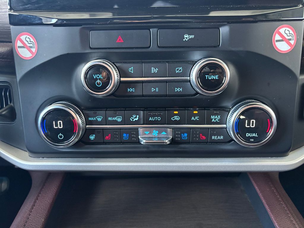 2023 Ford Expedition MAX Limited photo 15