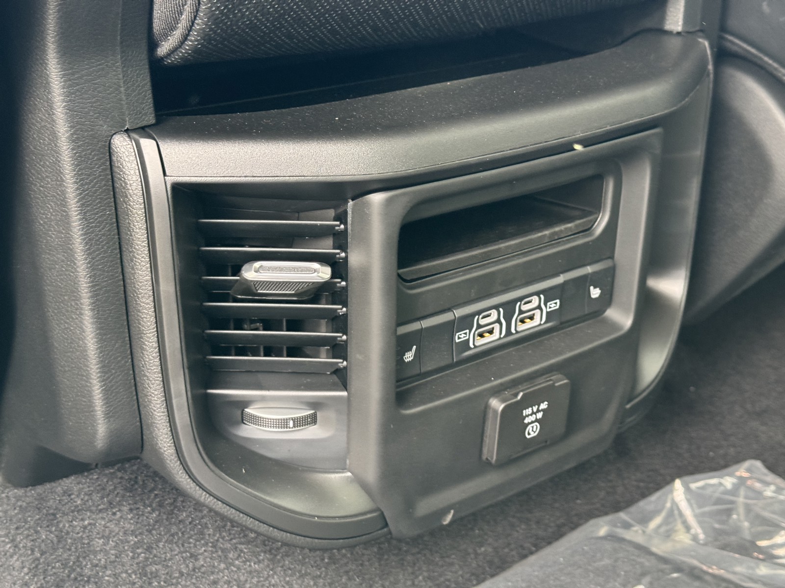 2025 Ram 1500 Laramie photo 9