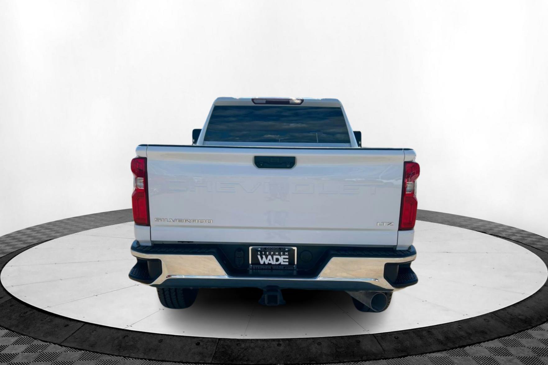 2024 Chevrolet Silverado 2500HD LTZ photo 4